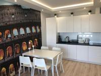 Klimatyzowany Apartament ROMA z garażem podziemnym - B&B Kielce