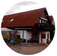 B&B Walldorf (Meiningen) - Ferienwohnung Landsbergblick - Bed and Breakfast Walldorf (Meiningen)