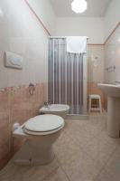 Chambre Triple avec Salle de Bains Privative