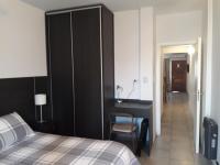 Apartment mit Poolblick