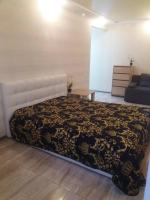 Современная квартира у метро Студенческая Дафи Караван Барабашово - B&B