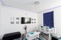 B&B Leeds - Clifton Bespoke Serviced Apartments - Bed and Breakfast Leeds