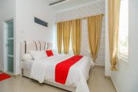 B&B Palembang - RedDoorz Syariah near Simpang Sekip Palembang - Bed and Breakfast Palembang