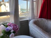 Beachcomber Guesthouse - Bed and Breakfast Weymouth