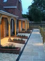 Hamilton Arms Suites - B&B