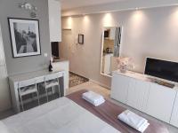 B&B Zagreb - Penthouse “Sky 16” Studio Apartment - Bed and Breakfast Zagreb