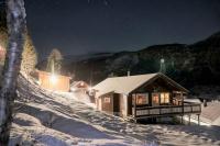 Cabin in Hodlekve with 5 bedrooms & hot tub. - Chambres d'hôtes Sogndal