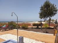 Marfolin 11 Beach Front apartment with sea views from every room - B&B Tostón