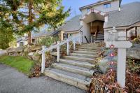 2-bedroom condo with pool and hot tub Woods Resort 26 - B&B