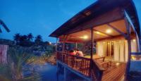 B&B Ipoh - Tung's Tropika - With a Wooden Hut by a Lake - Bed and Breakfast Ipoh