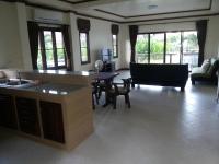 Tulip Villa Oceanview - B&B Ko Chang