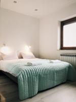Single Room with Private Bathroom