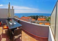 Apartment mit Balkon und Meerblick