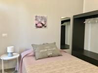 Single Room with Shared Shower and Toilet