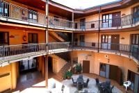 Apartahotel La Corrala - B&B
