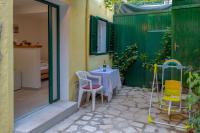 Room Nino - Bed and Breakfast