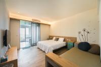 Tweepersoonskamer met Balkon en Uitzicht op Zee