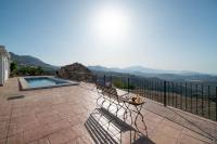 Villa with views and private pool near Malaga. - B&B