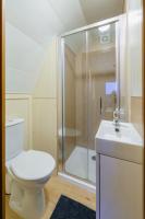 Deluxe Double Room with Shower