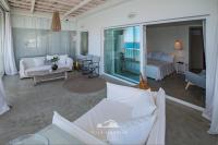 Queen Suite with Sea View