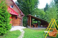 Two-Bedroom House (9 Adults)