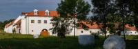 Residence Tvrz Skočice - B&B