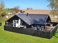 B&B Brunshuse - 6 person holiday home in Haarby - Bed and Breakfast Brunshuse