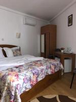 Basic Triple Room