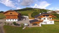 B&B Lajen - Rodererhof - Bed and Breakfast Lajen