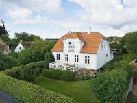 B&B Svaneke - 6 person holiday home in Svaneke - Bed and Breakfast Svaneke