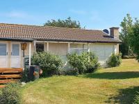 B&B Atzerballigholz - 4 person holiday home in Augustenborg - Bed and Breakfast Atzerballigholz