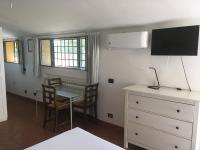 Estudio con vistas al jardín