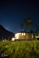 Roomy Yurts, Gulmit Hunza - Bed and Breakfast Gulmit