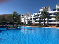 Beautiful New Apartment with Sea View - B&B
