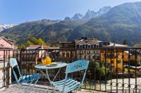 APARTMENT KITSON - Alpes Travel - Chamonix - Sleeps 6 - B&B