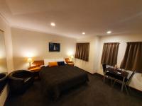 Studio mit Kingsize-Bett