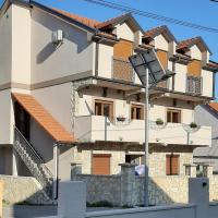 B&B Cetinje - APARTMANI MIA VUKSANOVIC - Bed and Breakfast Cetinje