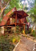 Bungalow with Garden View