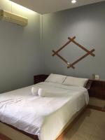 First Garden Home Resort - B&B Si Sa Ket