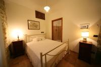 Studio (2 Adults)