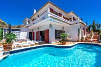 Stunning Beachclose Villa by Costarentals - Ref 03 - B&B Fuengirola