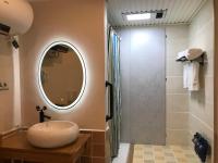Deluxe Zimmer mit Kingsize-Bett
