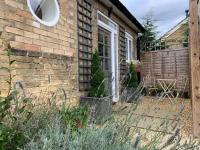 The Grapevine Studio - B&B