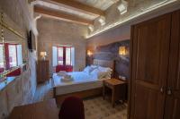 Queen Room with Balcony