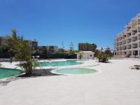 San Marino with heated pool, only 450 meters to the beach, aircondition, wifi - Chambres d'hôtes Arona