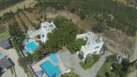 Villa mit 4 Schlafzimmern und eigenem Pool (8 Erwachsene)