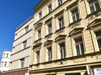 Duplex with quite terrace on Wenceslas sq. - Chambres d’hôtes Prague