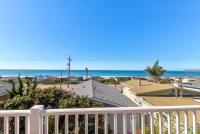 Blue Door Retreat - B&B