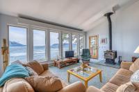 Northwest Shoreline Home - B&B
