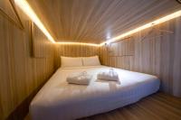 CUBE Boutique Capsule Hotel at Chinatown